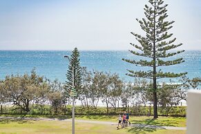 Alex Seaside Resort