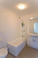 Seaspray Apartments