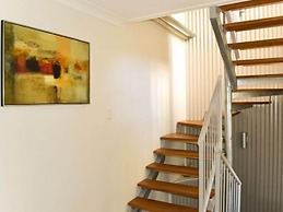 Seaspray Apartments