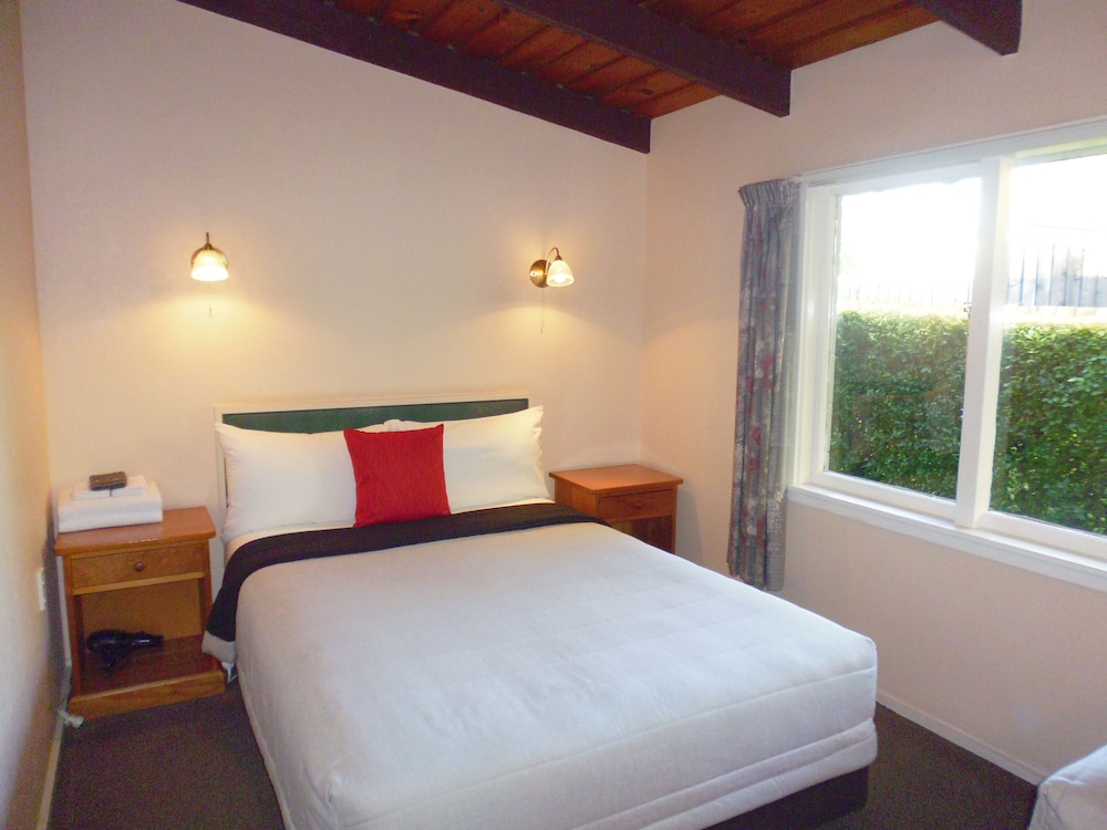 Spa Lodge Motel