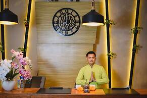 Bali Breezz Hotel