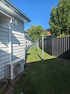 Canberra Ave Villas