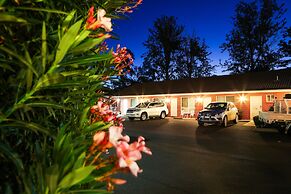 Akuna Motor Inn and Apartments
