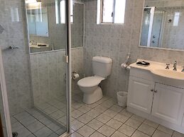Cardiff Motor Inn