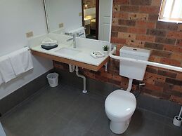 Cardiff Motor Inn