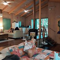 Treetops Accommodation Montville