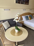 Marriott Park Motel