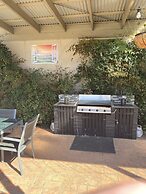 Marriott Park Motel