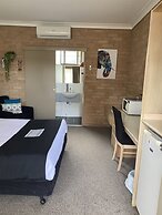 Marriott Park Motel