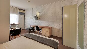 Sun Centre Motel