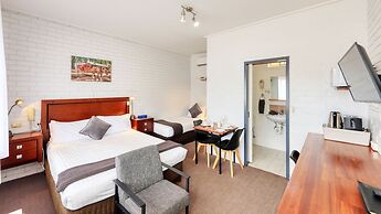 Sun Centre Motel