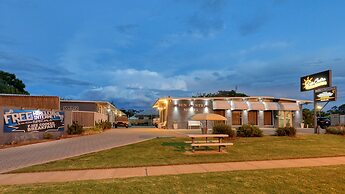 Sun Centre Motel
