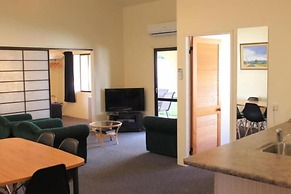 Captains Quarters Motor Inn