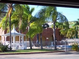 Castle Motor Lodge