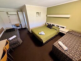 The Ashwood Motel