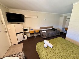The Ashwood Motel
