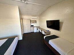 The Ashwood Motel