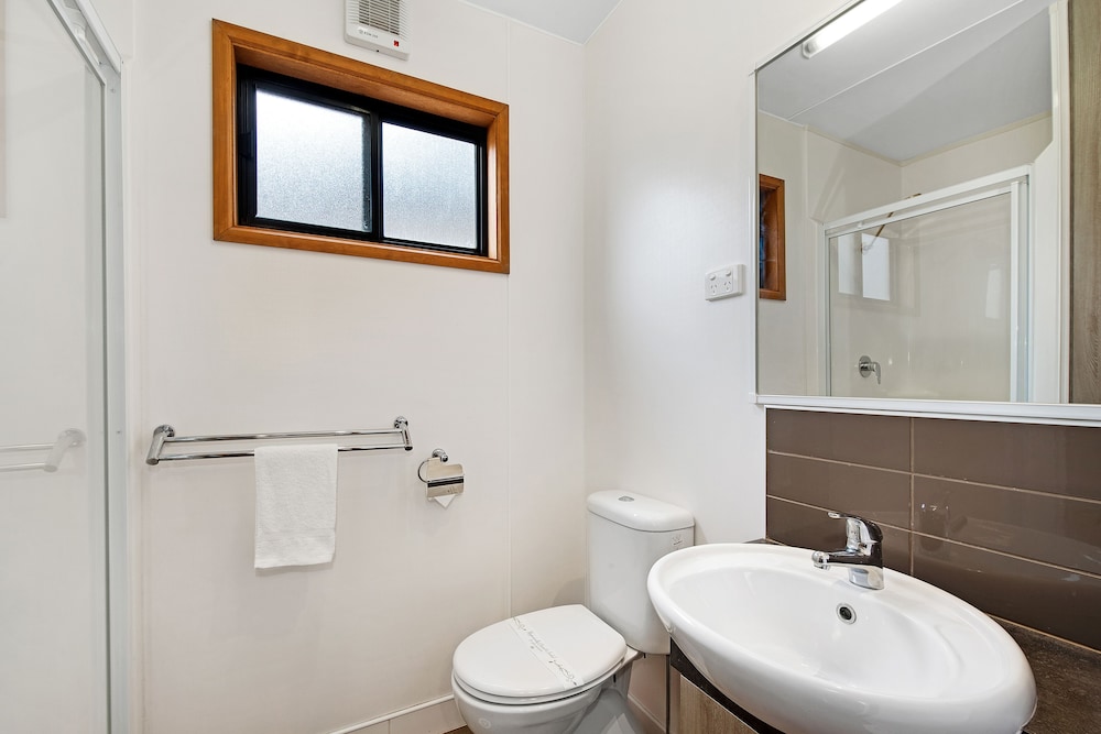 Golden Country Motel & Caravan Park