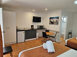 Cleveland Motor Inn
