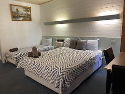 Capri Motel