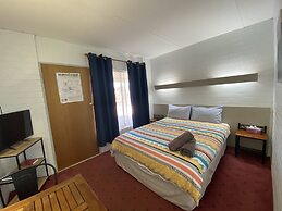 Capri Motel