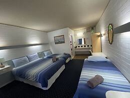 Capri Motel