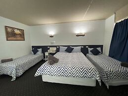 Capri Motel