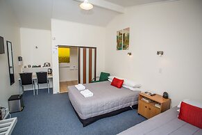 The Coast Motel