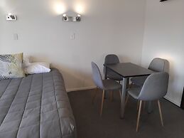 The Coast Motel