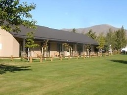 Carrick Lodge Motel