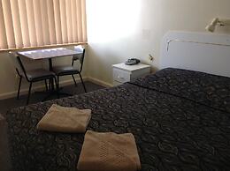 Grand Central Motel