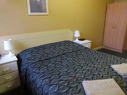 Grand Central Motel