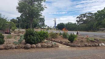 Clunes Motel