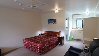 Bk's Counties Motor Lodge