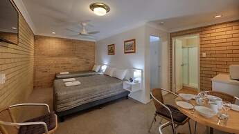 Gunsynd Motor Inn