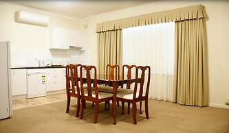 Country Lodge Motor Inn