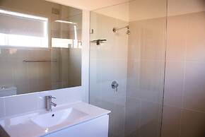 Country Lodge Motor Inn