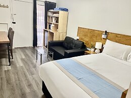 Highway Motor Inn