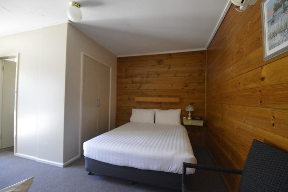 Paruna Motel