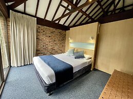 Avoca Beach Hotel