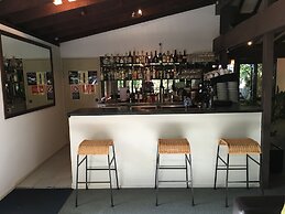 Avoca Beach Hotel