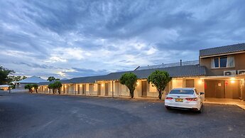 Coachman Hotel Motel
