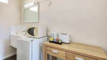 Coachman Hotel Motel