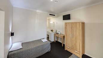 Coachman Hotel Motel