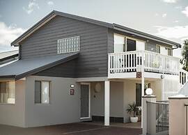 Archipelago Apartments