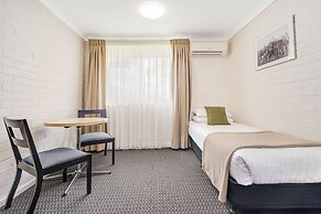 Cosmo Motel Adamstown