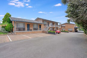 Cosmo Motel Adamstown
