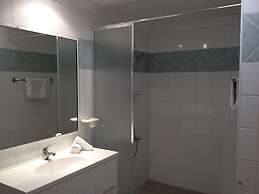 Silver Sands Resort
