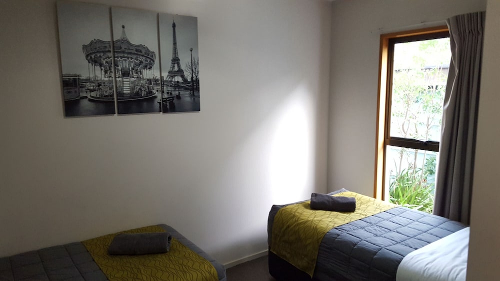 Akaroa Waterfront Motels