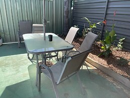 Country Roads Motor Inn Narrandera